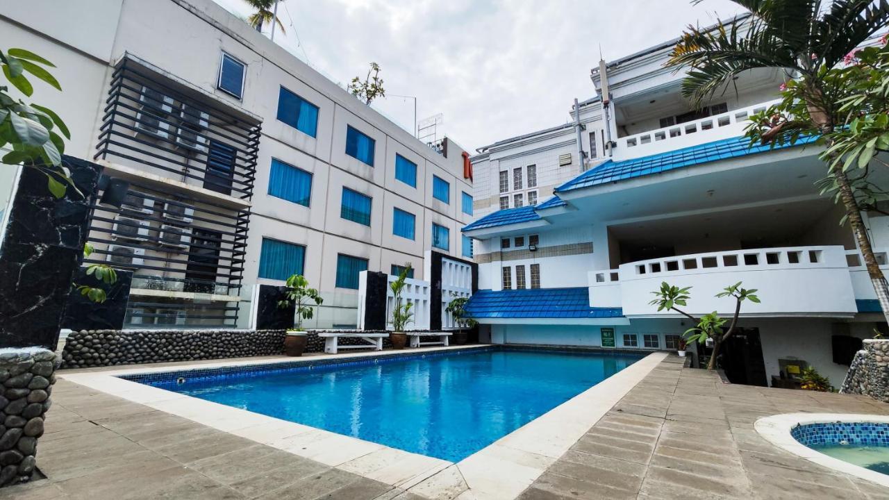 1O1 Urban Jakarta Thamrin Extérieur photo