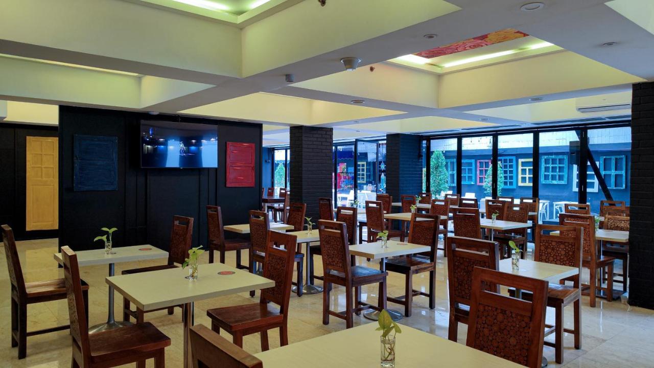 1O1 Urban Jakarta Thamrin Extérieur photo