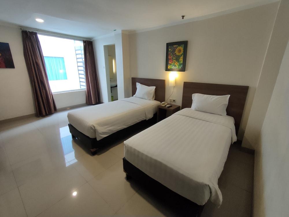 1O1 Urban Jakarta Thamrin Extérieur photo